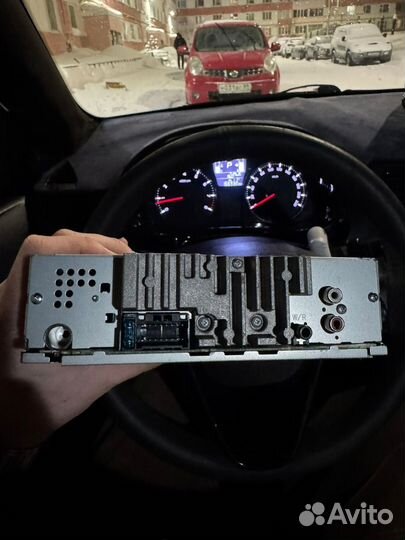 Магнитола pioneer DEN-1600 UBG