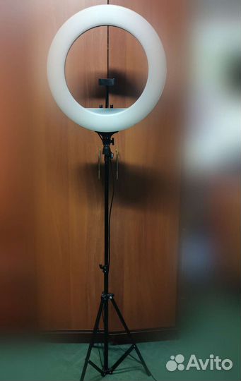 Кольцевая лампа 54 см
