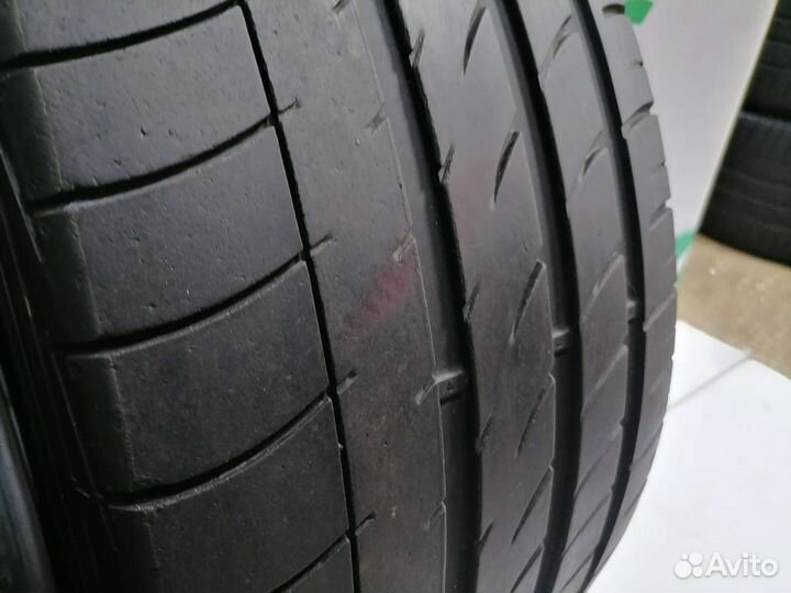 Dunlop SP QuattroMaxx 285/45 R19