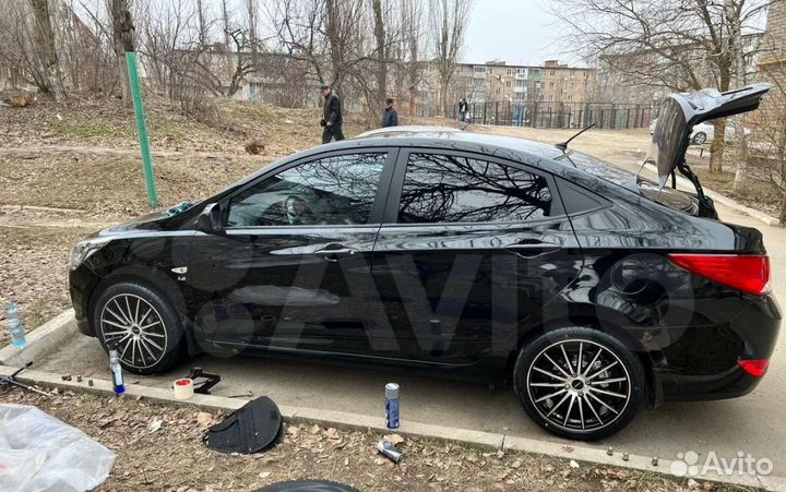 Диски R17 Vossen VFS2 4-100 новые