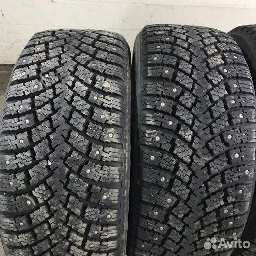 Nokian Tyres Hakkapeliitta SUV 255/55 R17