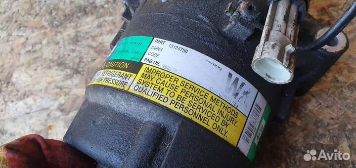 Компрессор кондиционера Opel Zafira B 2005-2012