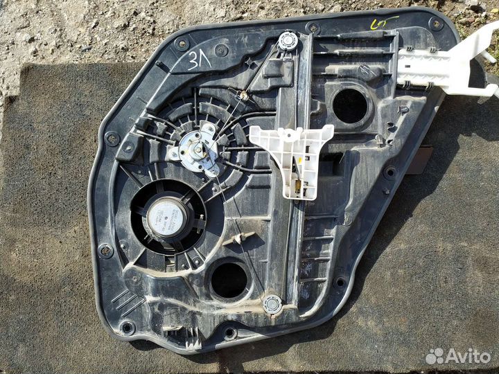 Задний левый стеклоподъёмник kia ceed jd хэтчбек
