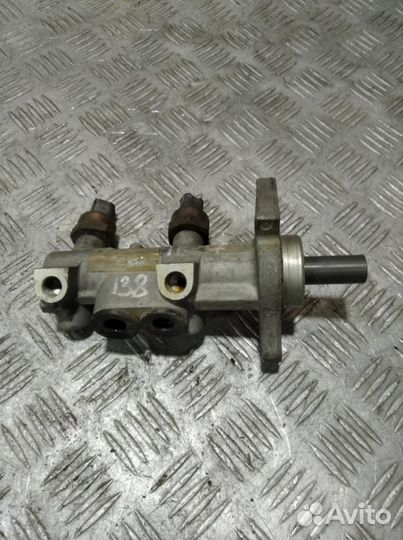 Цилиндр тормозов главный Ml 163