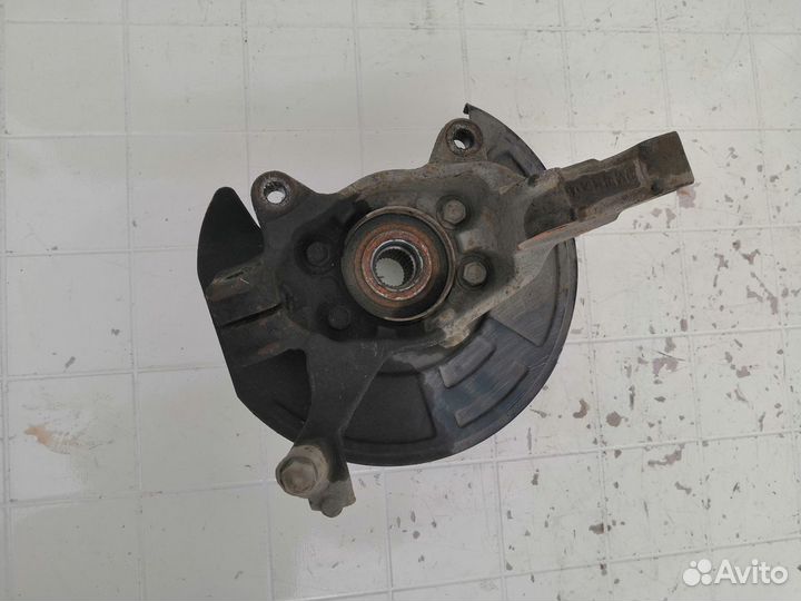 Поворотный кулак левый Nissan Teana J32 2013 2.5