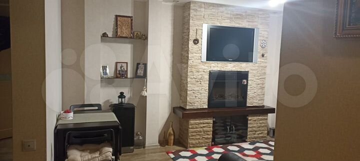 3-к. квартира, 65 м², 8/10 эт.