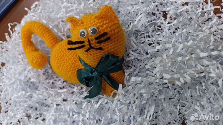 Кот-валентинка