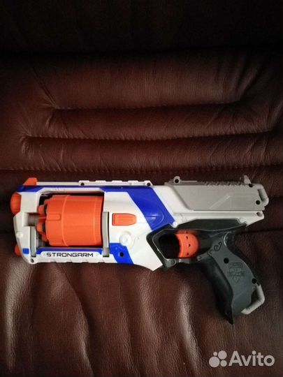 Nerf elite strongarm
