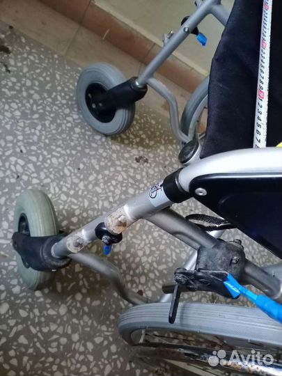 Коляска инвалидная 2