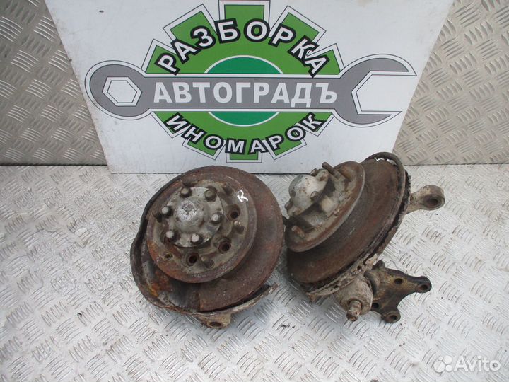 Кулак поворотный передний Исузу Родео A