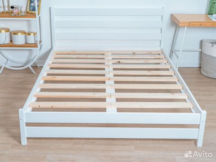 Кровать двуспальная