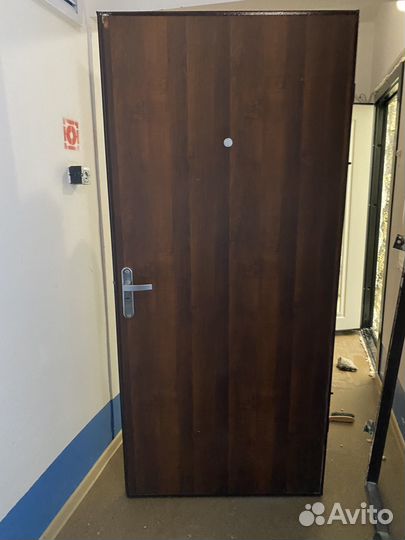 Дверь входная железная бу
