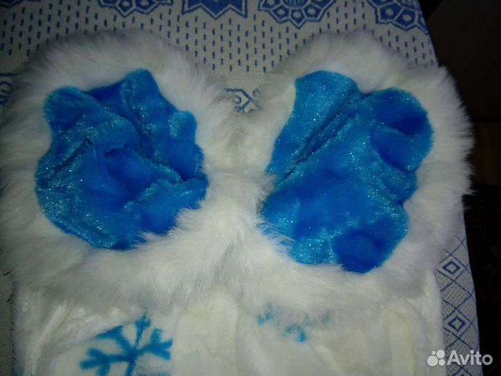 Новогодний костюм снежинки