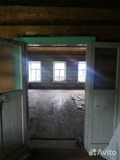 Сруб дома из бревна бу