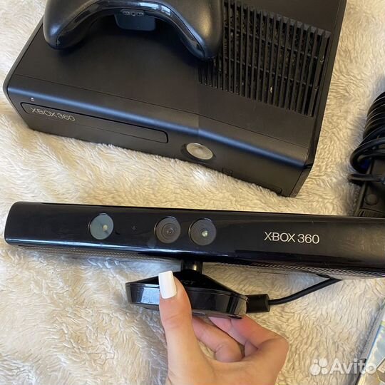 Xbox 360 прошитый, 165 игр, джойстик, kinect