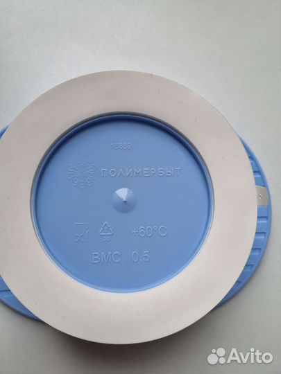 Тарелка на присоске