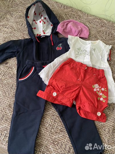 Одежда для девочек пакетом(1,5-4 г)и (140-146рост)