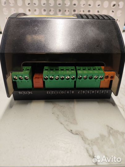 Свободно программируемые контроллеры carel