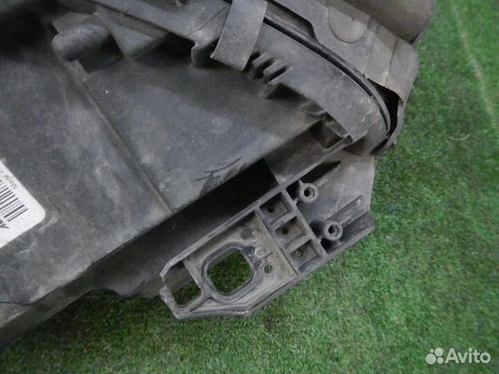 Фара левая Mercedes-Benz GLA-Class