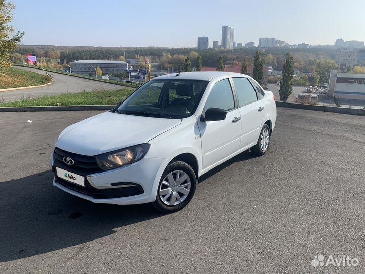 LADA Granta 1.6 МТ, 2019, 38 000 км