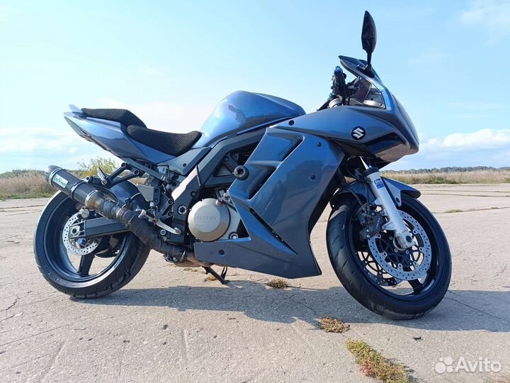Suzuki sv 1000s