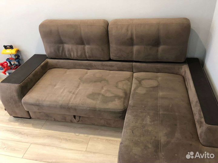 Химчистка мягкой мебели, диванов, матрасов, ковров