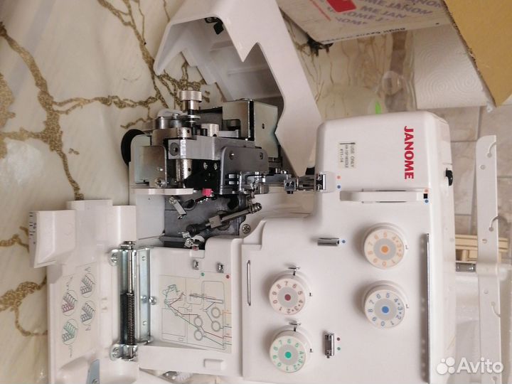 Оверлок janome 205d