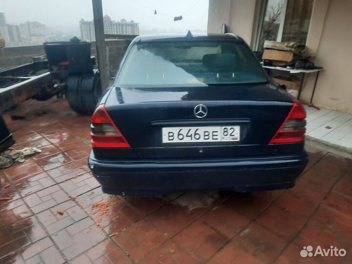 Дверь на Мерседес С 202