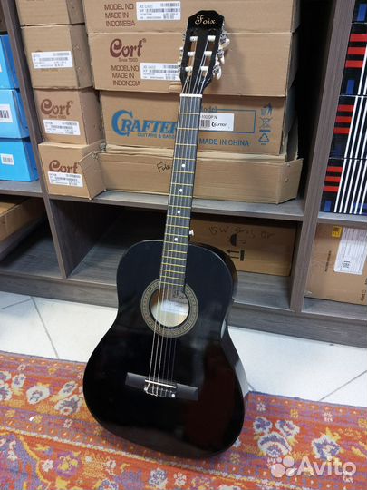Гитара классическая 3/4 царапины