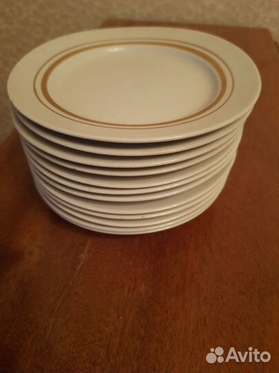 Тарелки десертные 12 штук