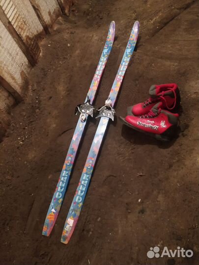 Беговые лыжи, детские 32 р