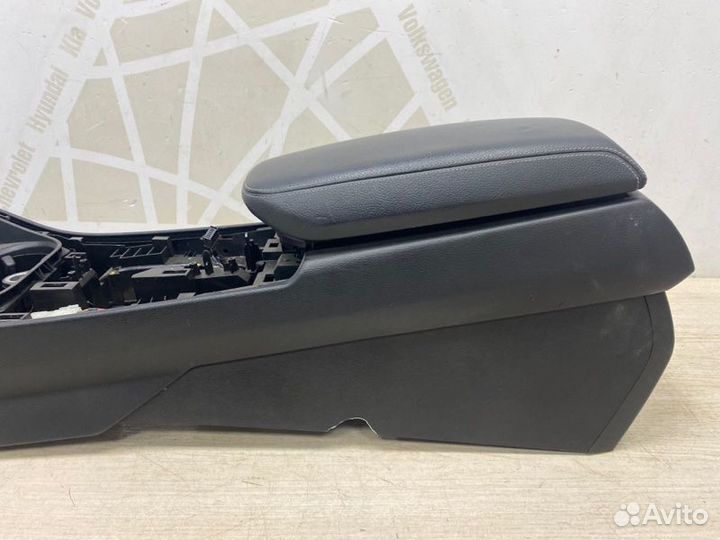 Консоль центральная Bmw X3 F25 2.0 N47D20 2010