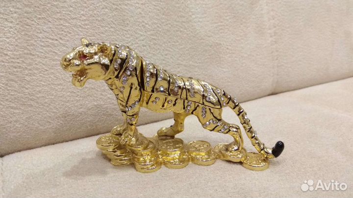 Шкатулка тигр со стразами