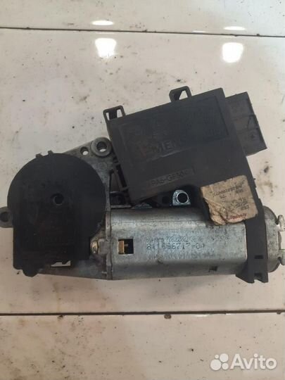 Моторчик люка BMW X5 E53