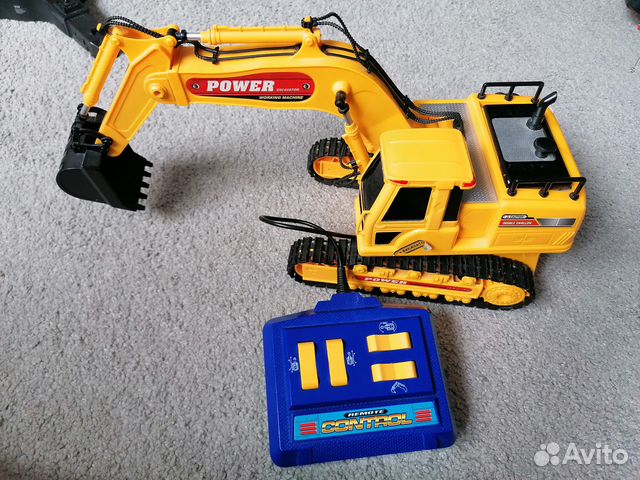 Экскаватор игрушка