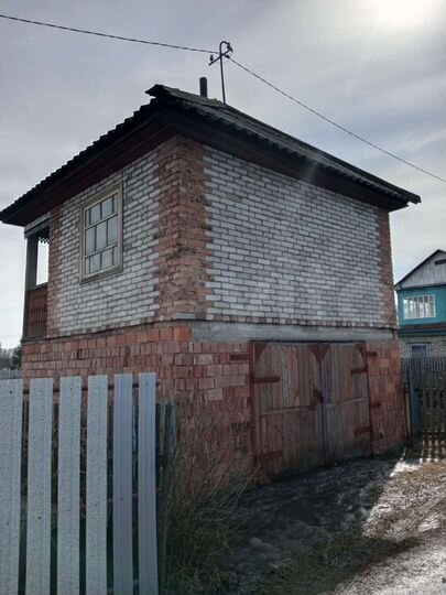 Дом 40 м² на участке 4 сот.