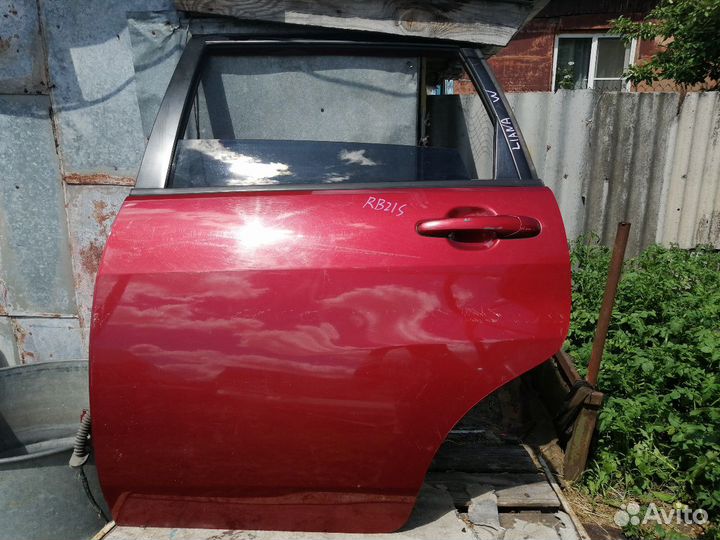 Дверь на Suzuki Liana