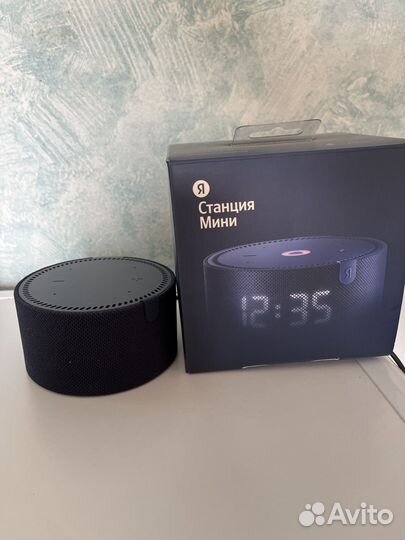 Яндекс станция мини с часами