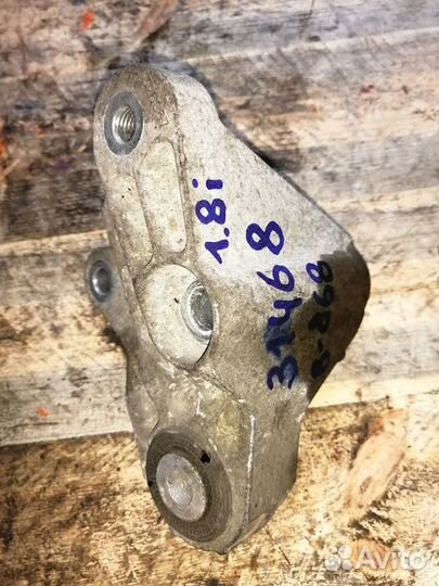 Сайлентблок опоры кпп задней Форд Фокус-2 1.8