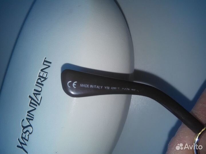 Солнцезащитные очки yves saint laurent (Италия)
