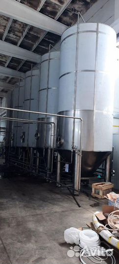 Танк лагерный для хранения пива форфас 3000л