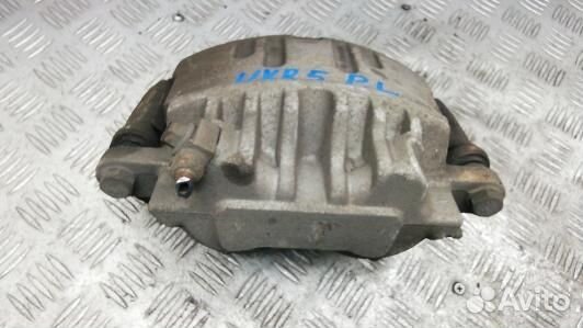 Суппорт тормозной передний левый cadillac CTS 1 (U