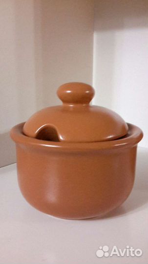 Молочник и сахарница