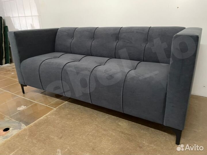 Диван в зону отдыха.магазин.кафе