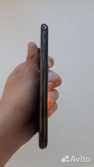 Телефон iPhone x