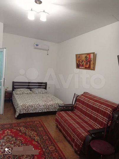 Комната 20 м² в 5-к., 1/1 эт.