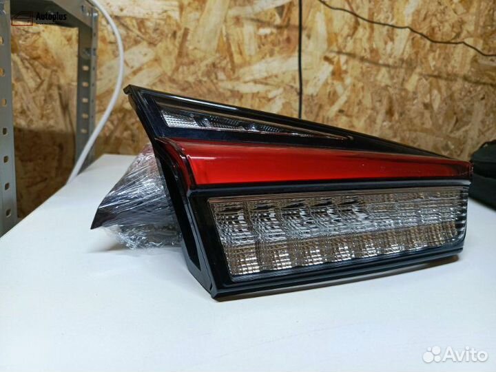 Мицубиси ASX левый фонарь