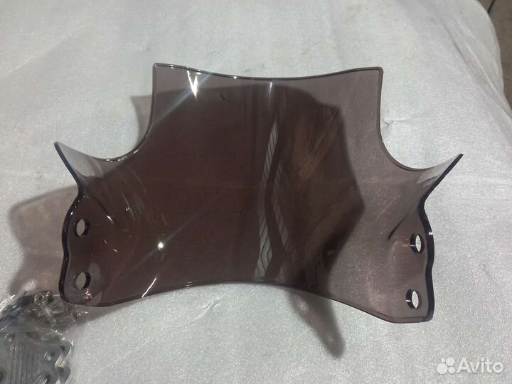 Стекло ветровое Suzuki GSF/Honda CB