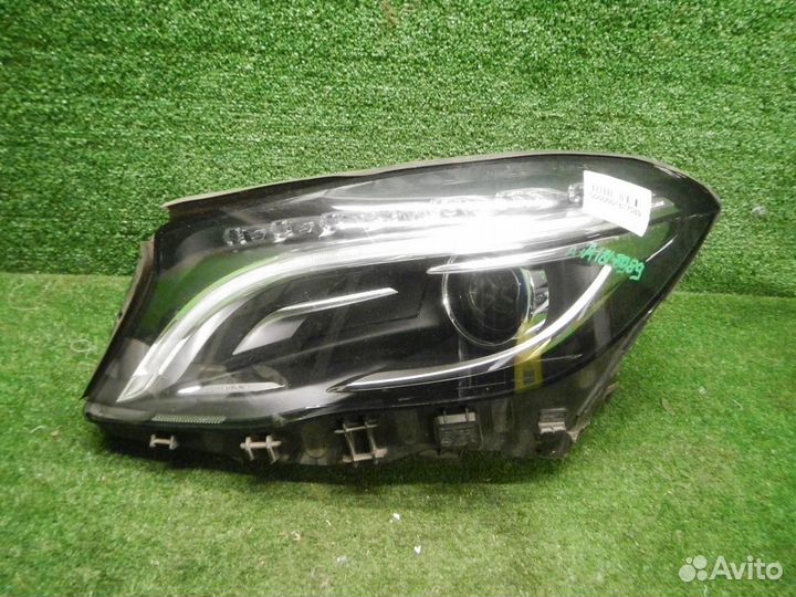 Фара левая Mercedes-Benz GLA-Class