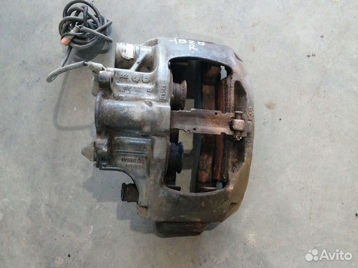 Суппорт задний Mercedes-Benz Атего 1828